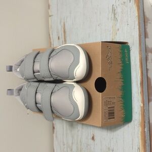 NWT Plae Lucien sneakers - youth 12.5